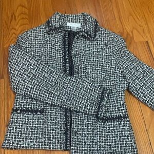 Women’s Nine West top